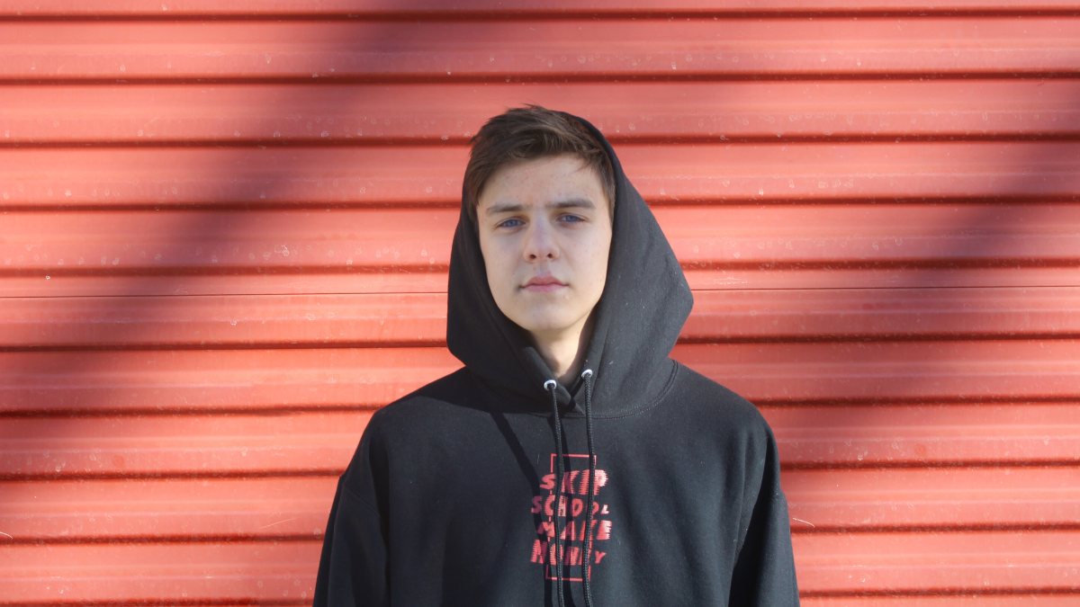 Sp5der Hoodie A Trap of Style and Imagery